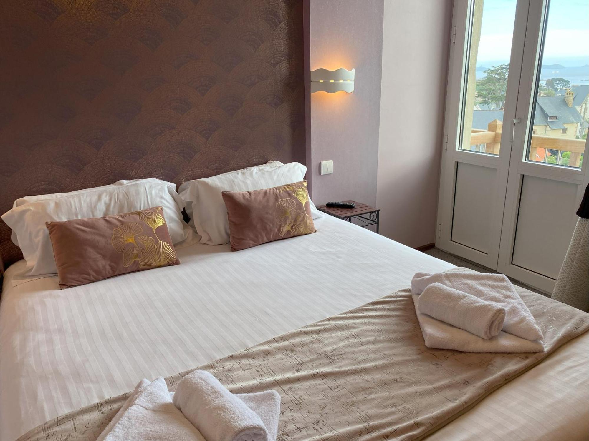 Park Hotel Bellevue Tregastel Ngoại thất bức ảnh